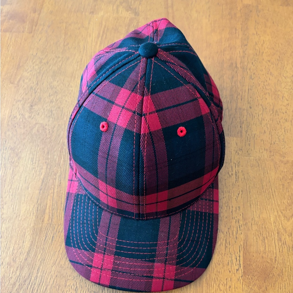 Black & Red plaid baseball cap. Size L/XL
